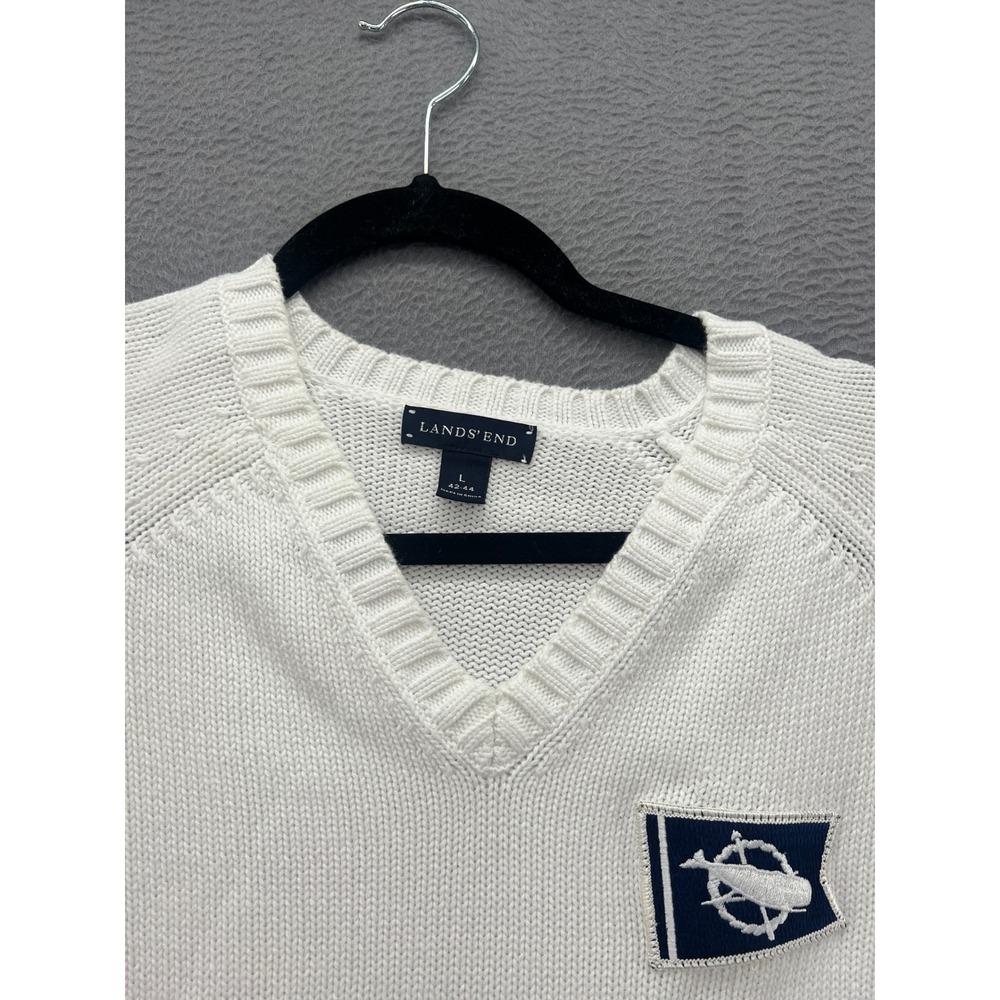 Lands End Sweater Mens White Cotton V-Neck Nautical Whale Patch Size L 42-44 - Picture 3 of 9